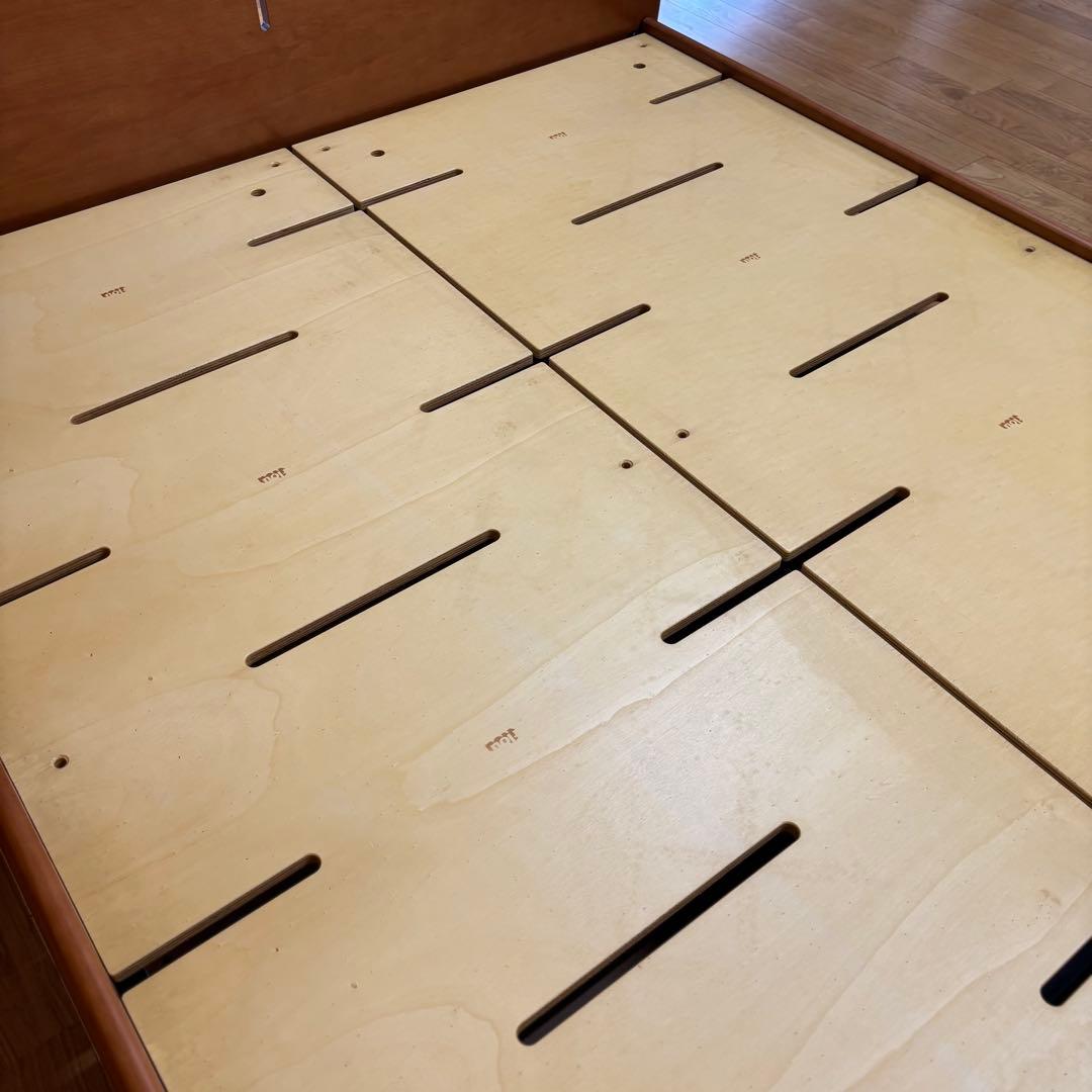 アルフレックス　ポピー　クイーンベッド　フレーム　モダン