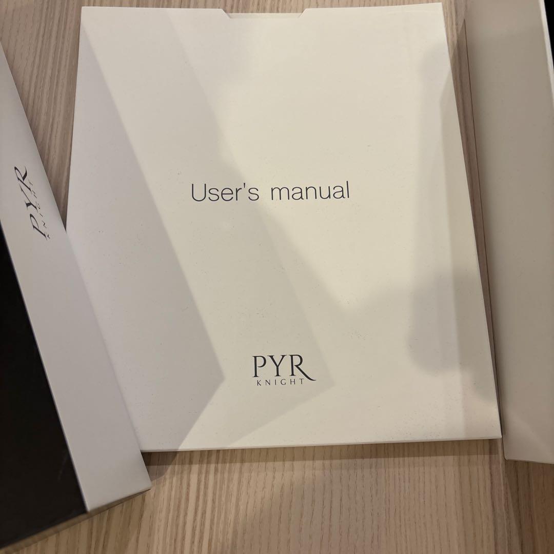 パイラナイト　PYR knight 美顔器