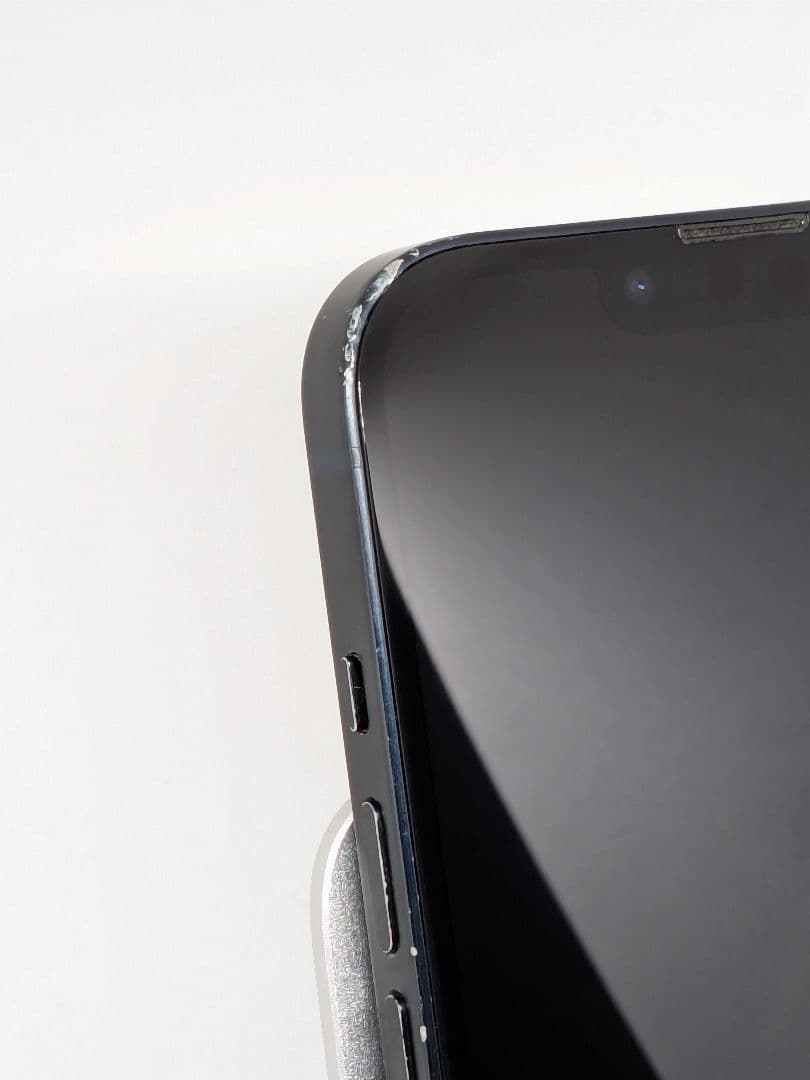 iPhone 13 128GB バッテリー100% SiMフリー