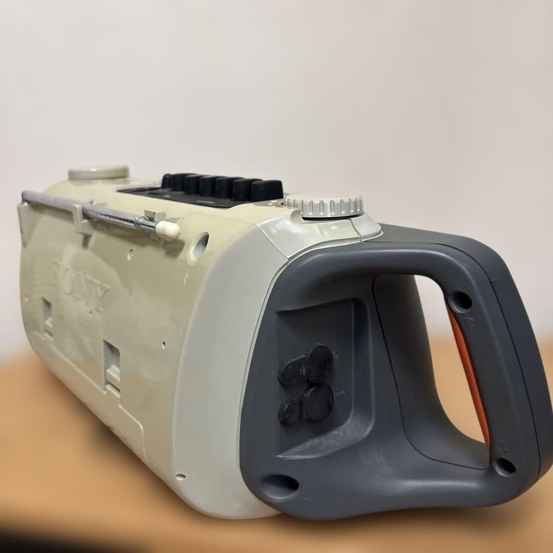SONY CFM-104 ラジオ ハンドル付き値下げ11800⇒10800