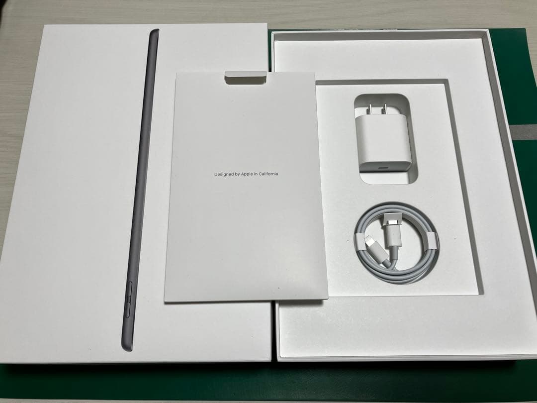 【おまけ付き】iPad 9 64GB Wi-Fiモデル