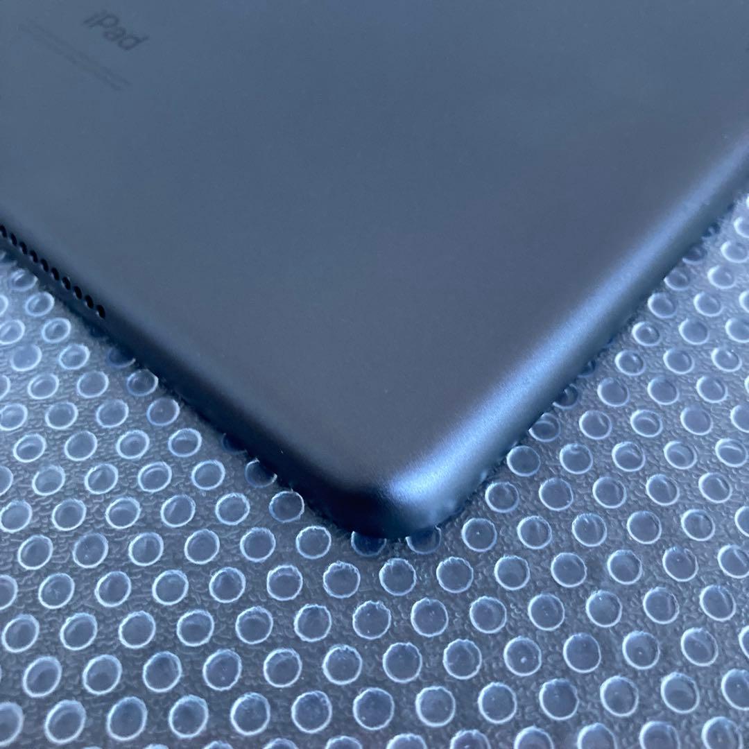 3373【早い者勝ち】電池最良好☆iPad7第7世代32GB WIFIモデル☆