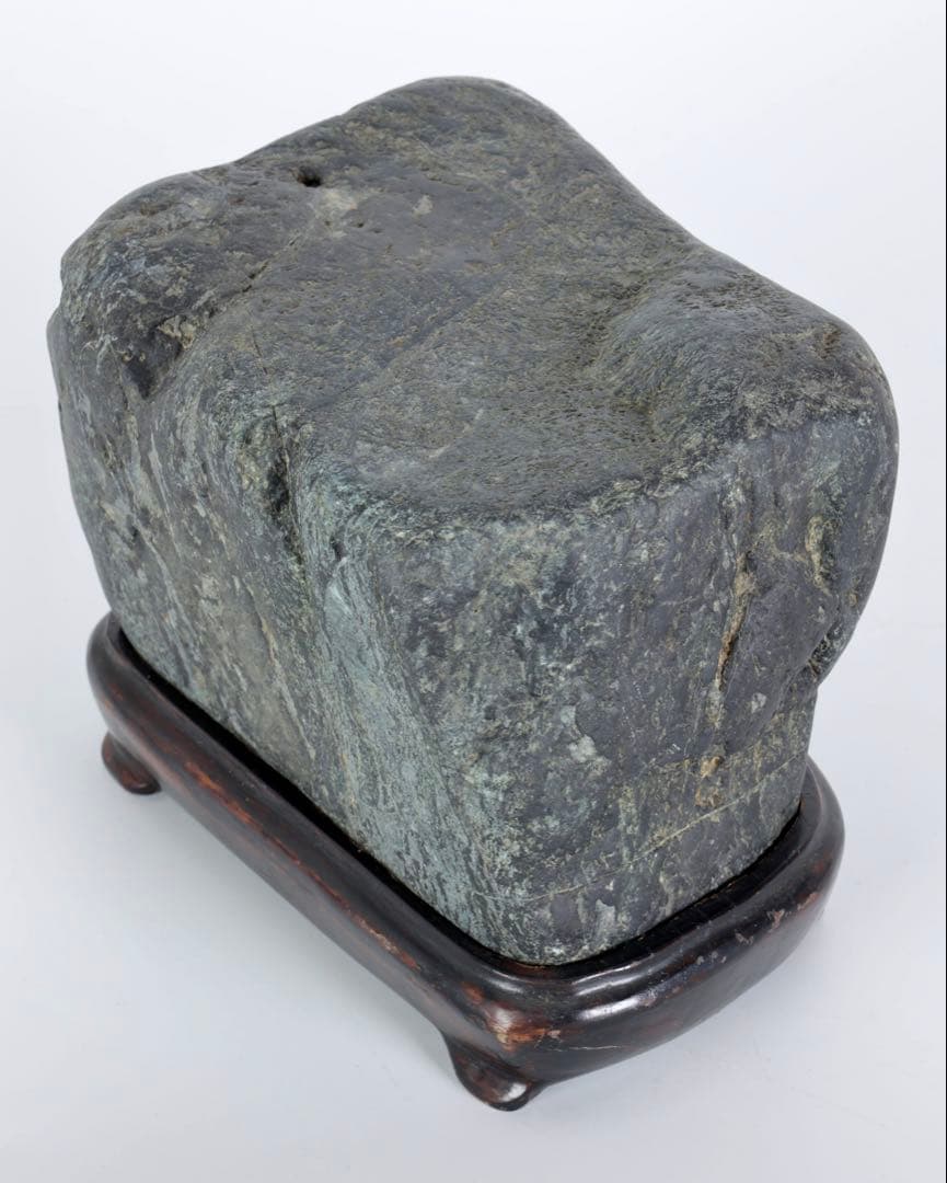 阿賀野川 水石 名石 台座付 4kg 鑑賞石 盆石 盆景 天然石 飾石 原石