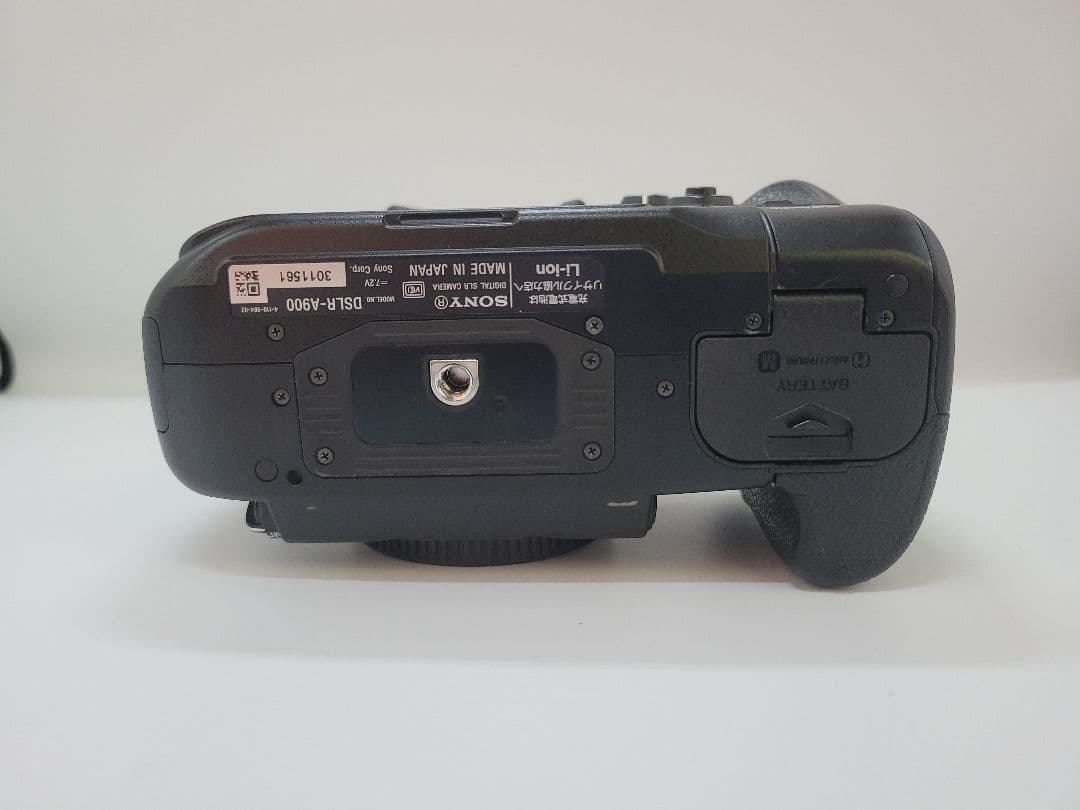 SONY α900 フルサイズ一眼レフ ボディ 動作確認済み 純正バッテリー付