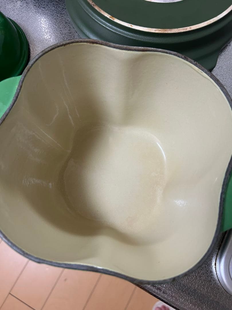 ル・クルーゼ　ピーマン