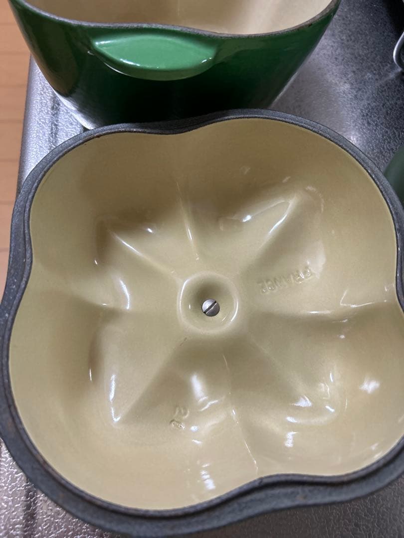 ル・クルーゼ　ピーマン