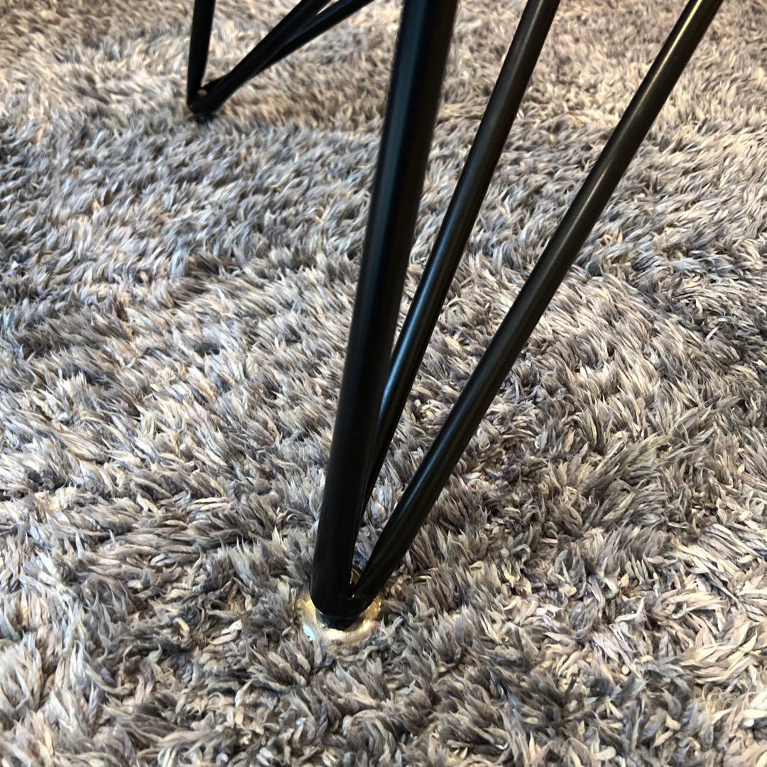 ガラスセンターテーブル モダンデザイン　ローテーブル