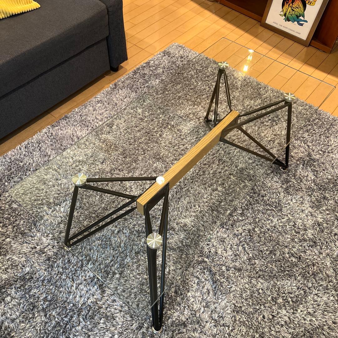 ガラスセンターテーブル モダンデザイン　ローテーブル