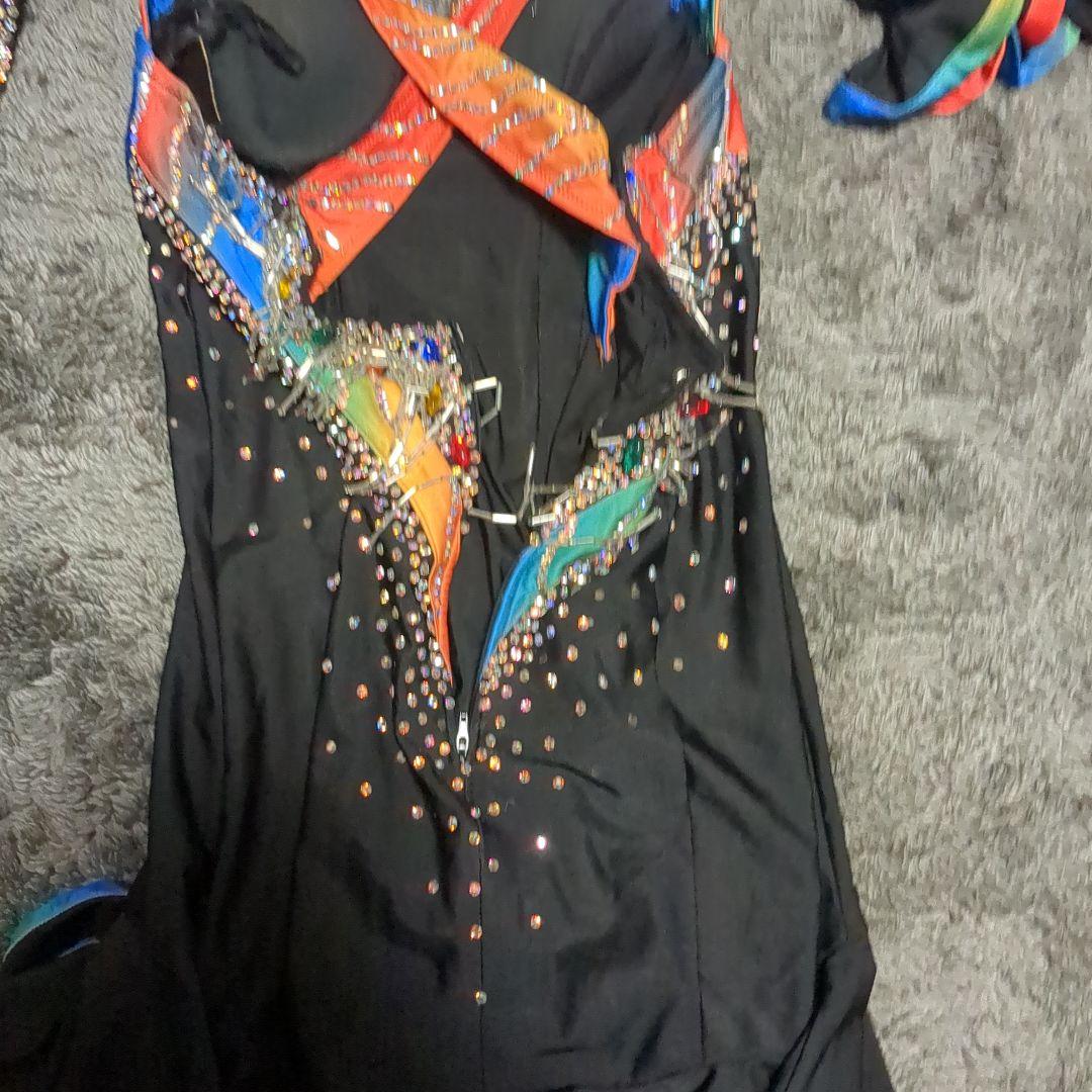 社交ダンスラテンドレス 黒 赤 青 フレアスカート