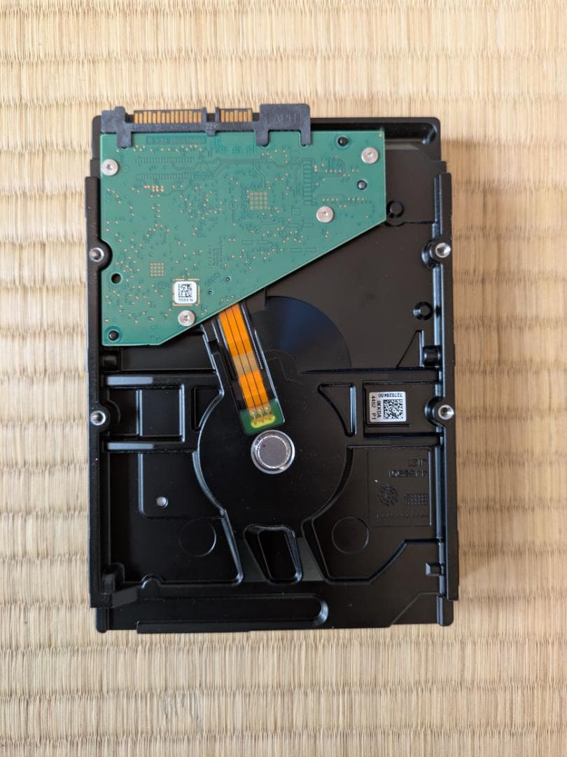 内蔵型ハードディスクドライブ Seagate Barracuda 8TB HDD