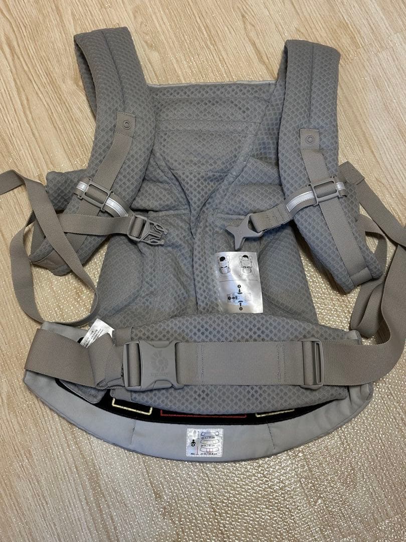 最終値下げ！エルゴオムニブリーズ抱っこ紐