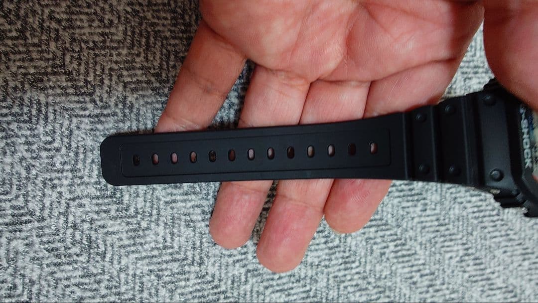 G-SHOCK DW-M5610U-1JF ブラック ソーラー