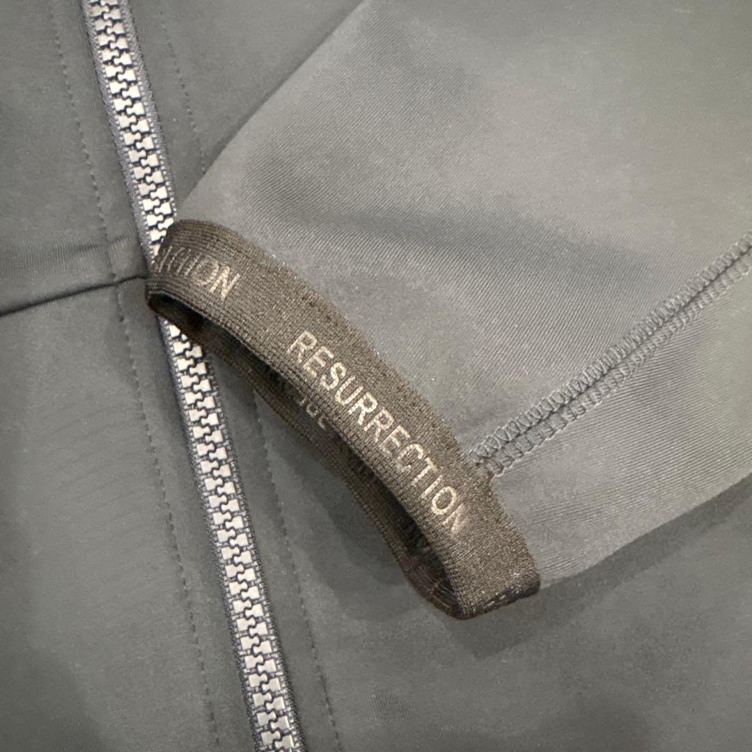 レザレクション パーカー M