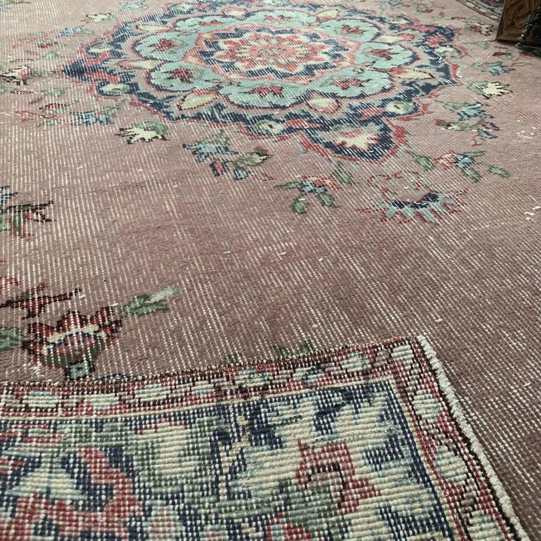 トルコヴィンテージラグ　モーブピンク　214 ×125 フラワー　メダリオン