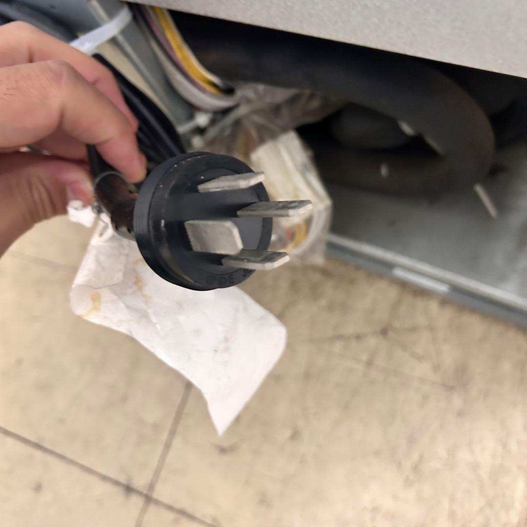 2352【戸塚区引取り割引】冷凍リーチインショーケース 283FGT