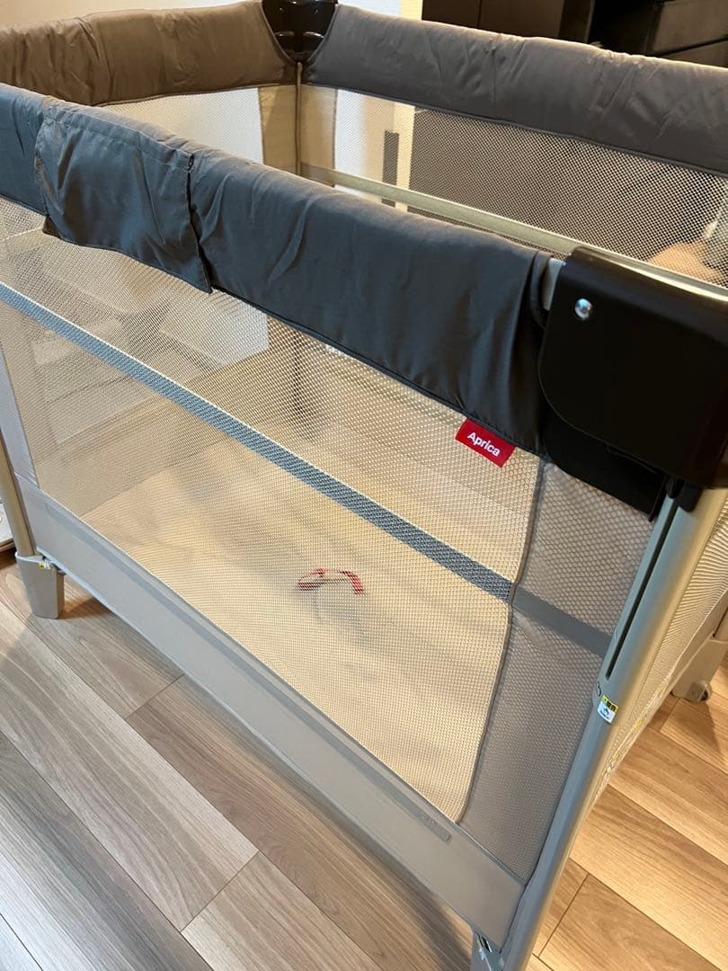 美品　Aprica アップリカ ココネルエアー ベビーベッド