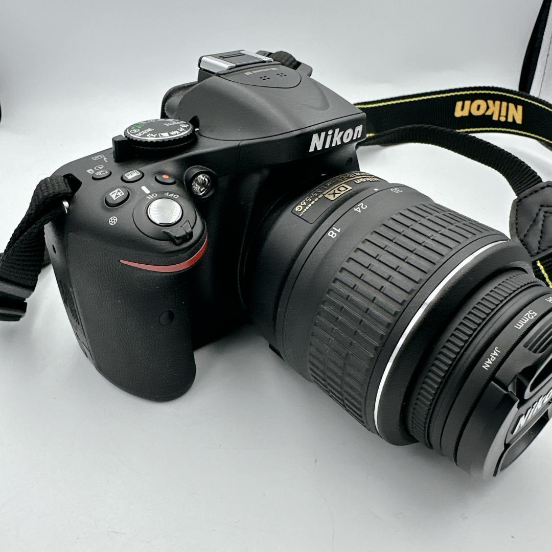 専用【極美品】Nikon D5200 ダブルズームキット デジタル一眼レフカメラ