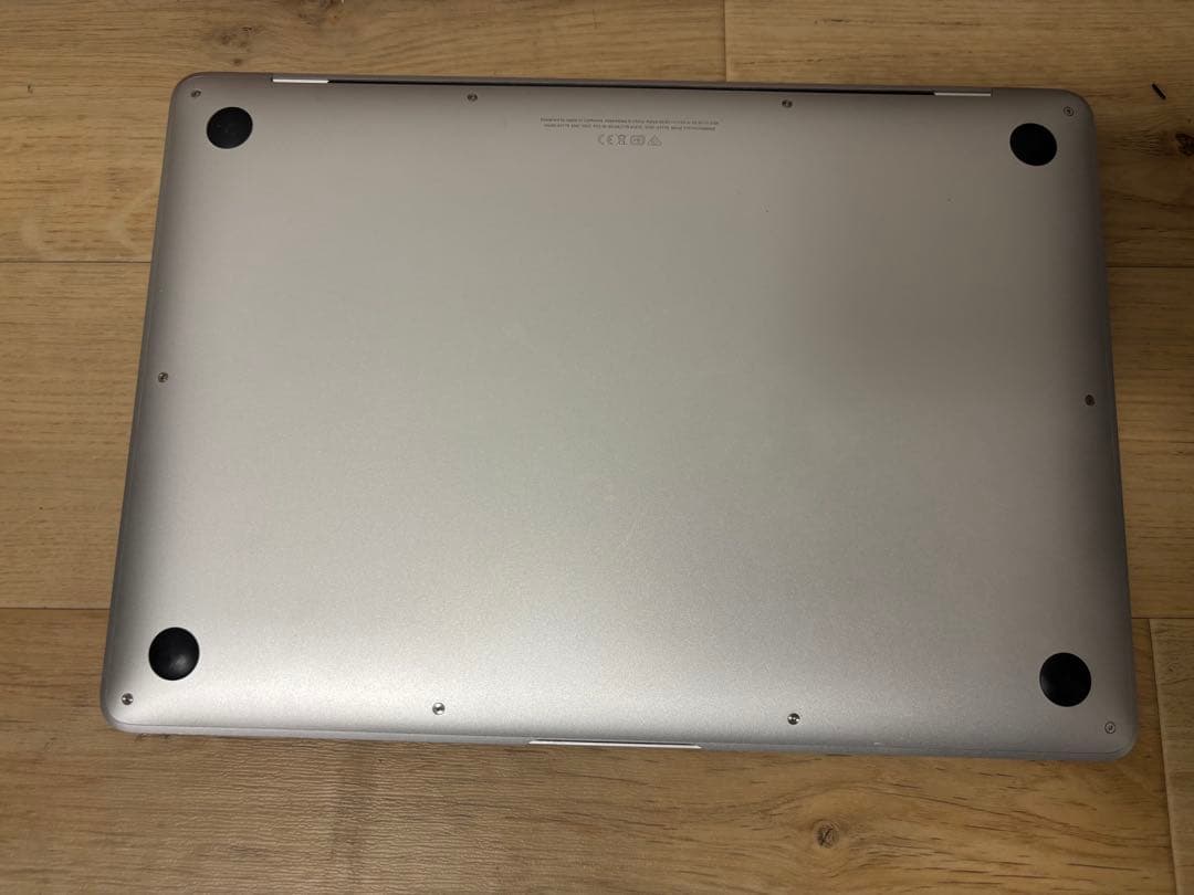 MacBook Air 2020 13インチ　A2179 Retina 256