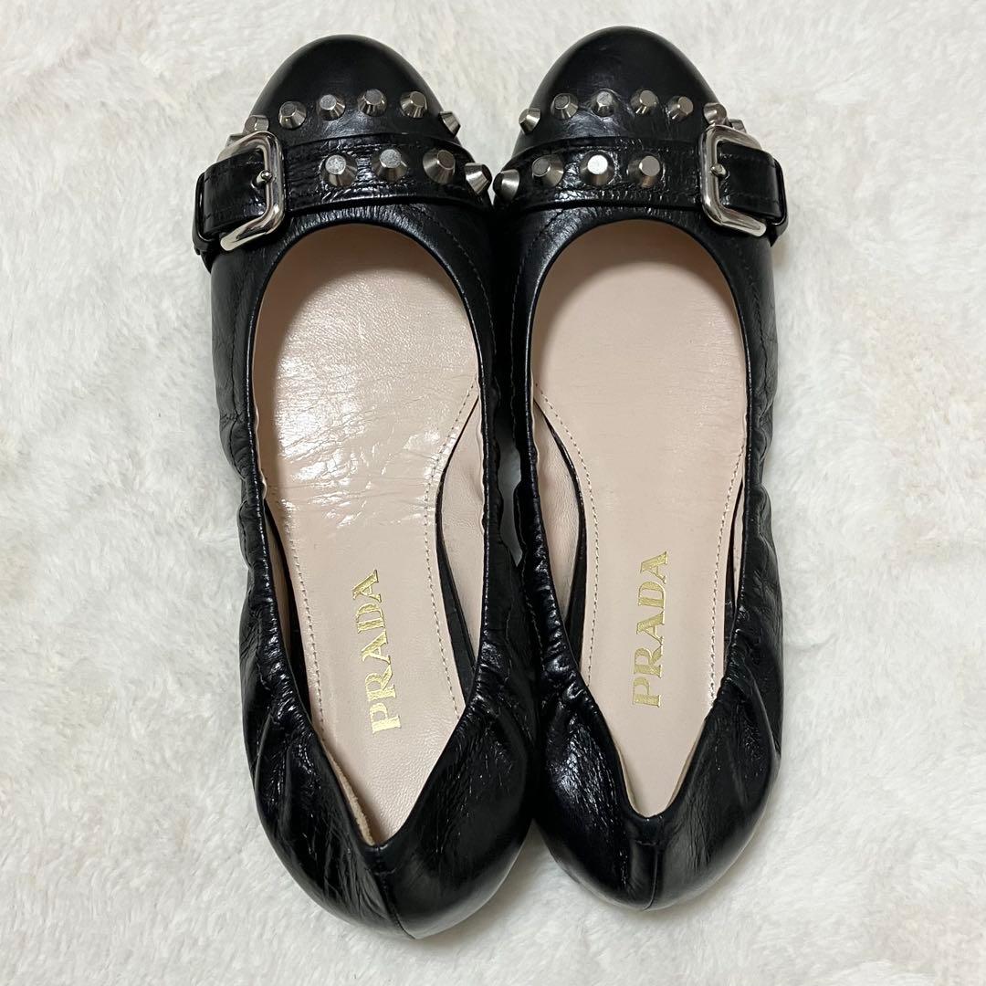 美品 PRADA バレエ シューズ 黒 36 スタッズ ベルト フラット 靴