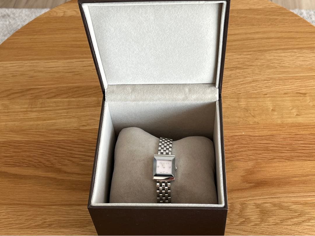 GUCCI 腕時計 レディースYA128402