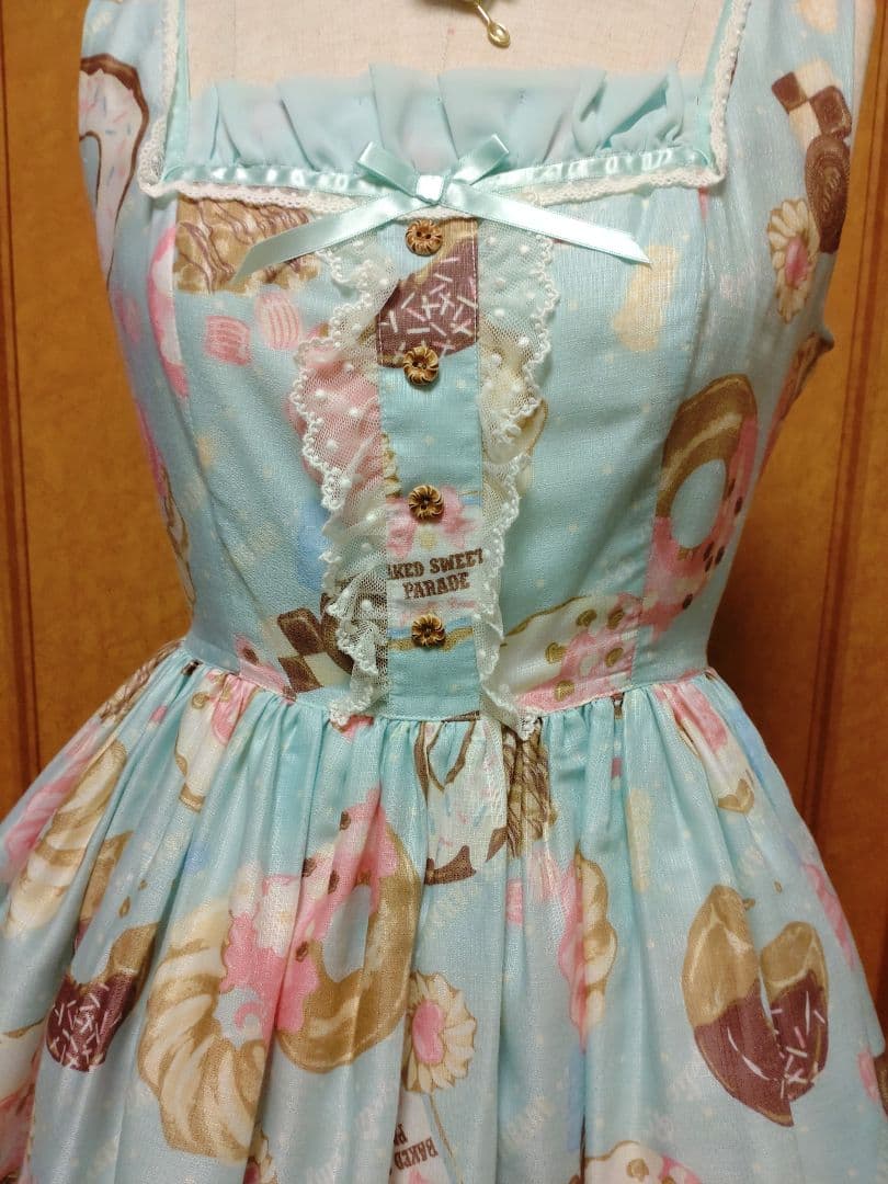Baked Sweets Paradeジャンパースカート＆リボンバレッタ