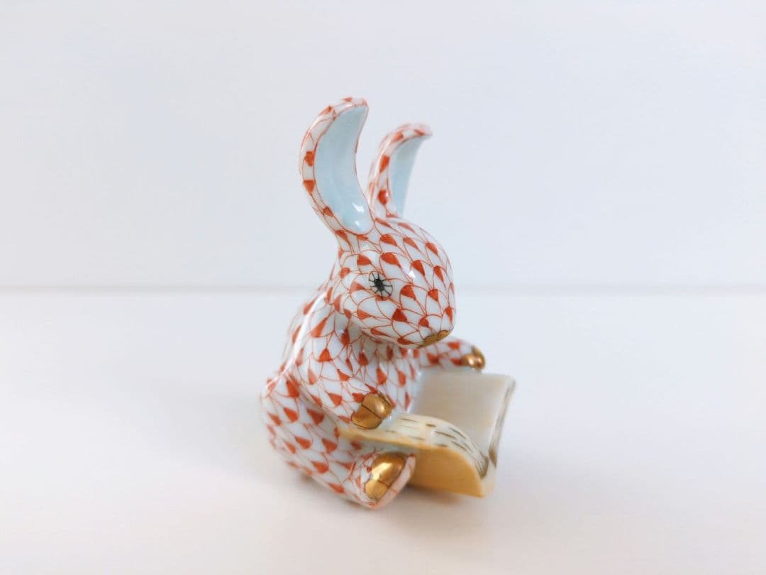 ヘレンド　フィギュリン　リーディングバニー　うさぎ