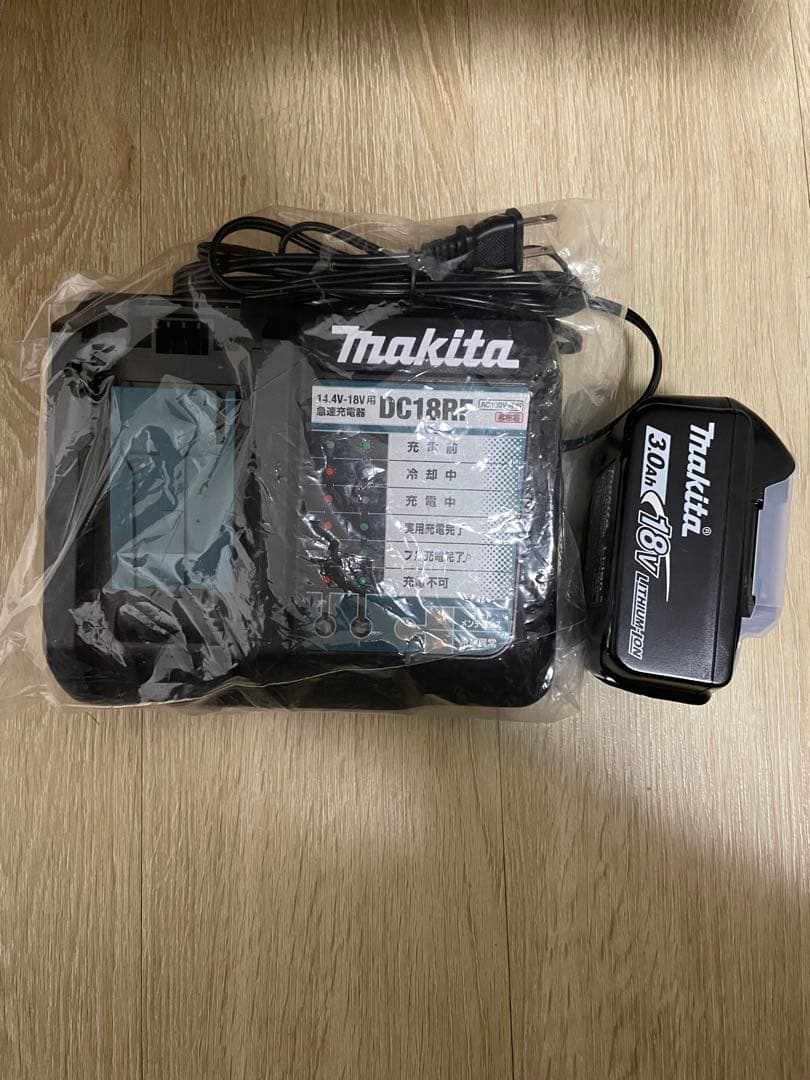 makita CL286FDRFW 白　18Vバッテリー充電機付
