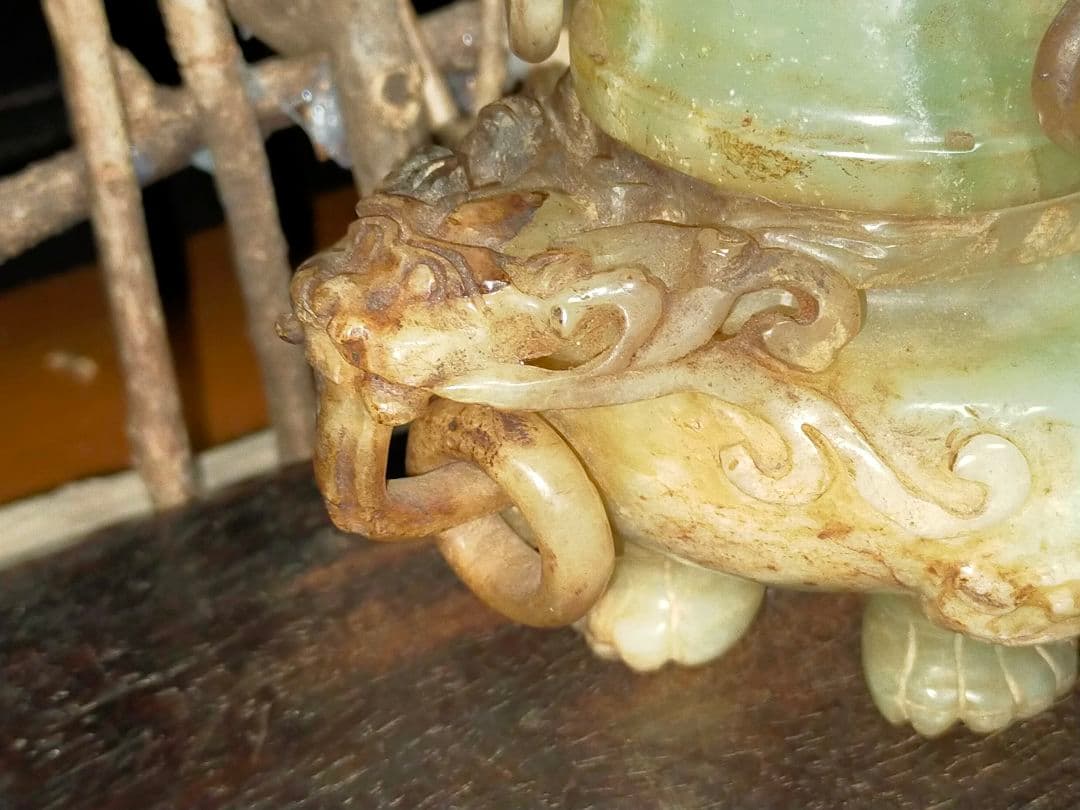 ♥値下げ！♥玉石♥　獅子　香炉　緑石　翡翠　骨董　古玩