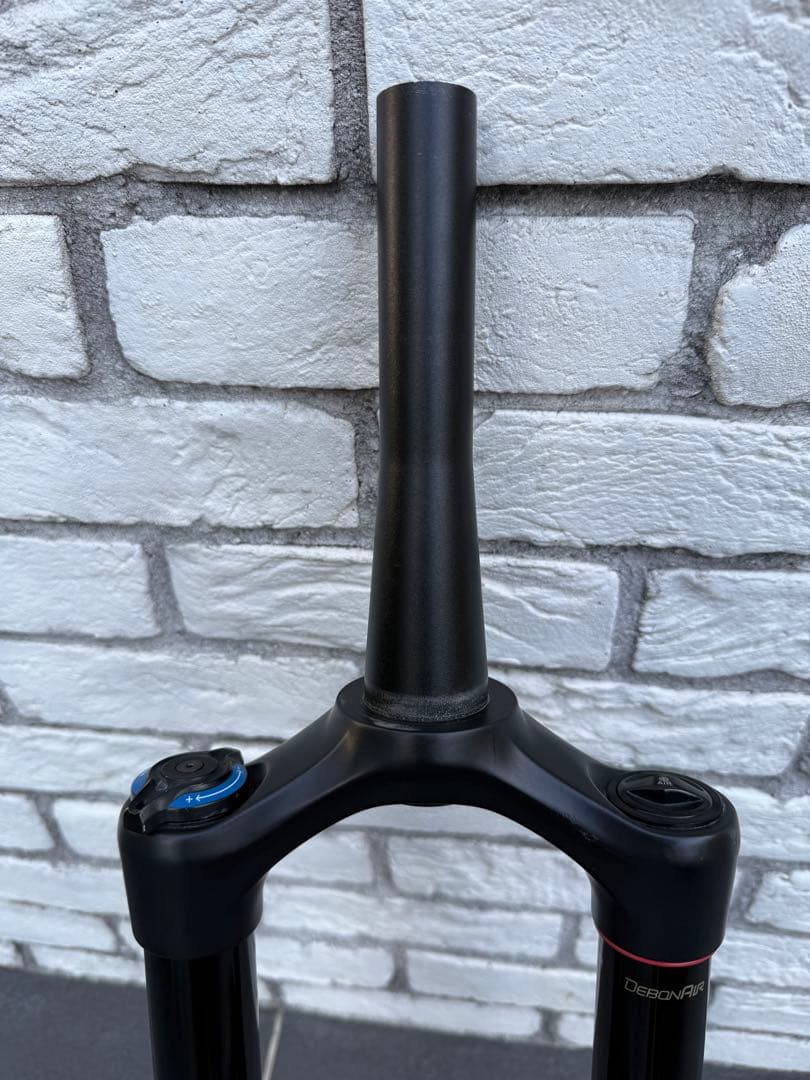 RockShox Yari RC 27.5 160mm サスペンションフォーク