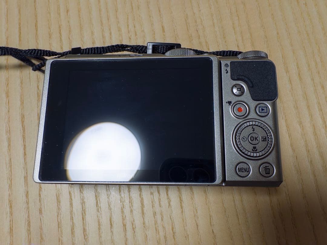 【美品】Nikon COOLPIX A900 シルバー