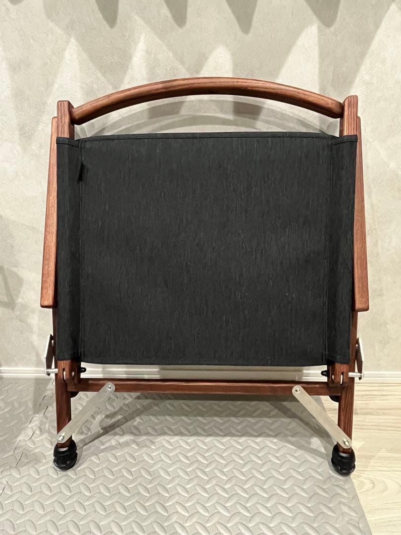 ブラックデザイン　チェア　ブラック