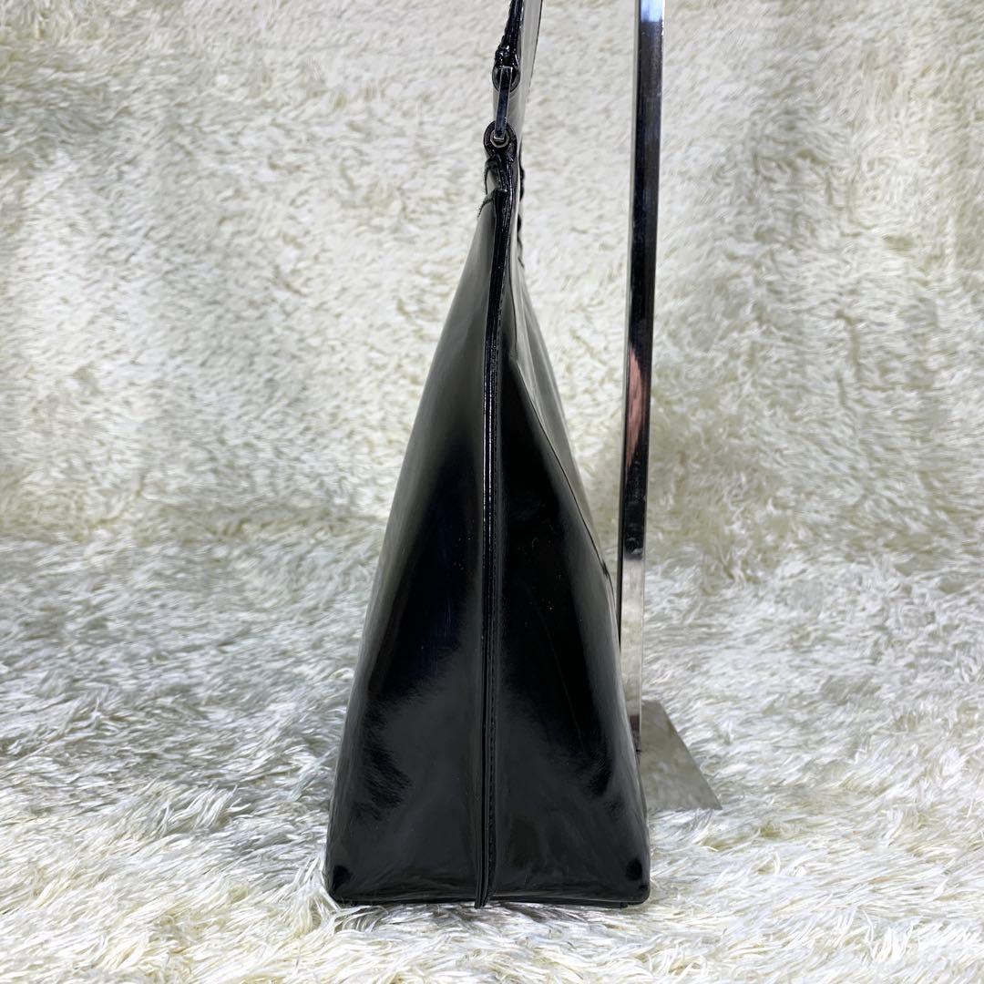 稀少 グッチ トムフォード期 90's エナメル ワンショルダーバッグ ブラック