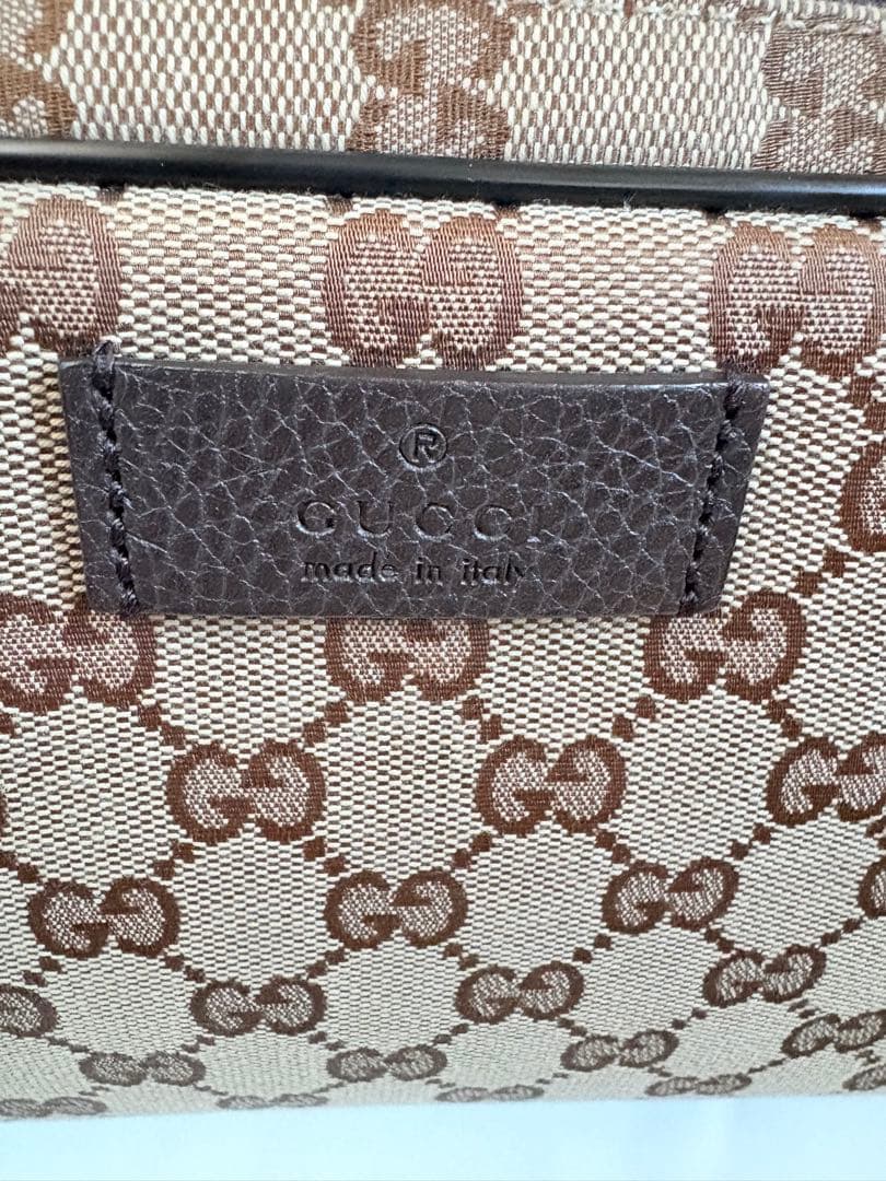 GUCCI ボディバック