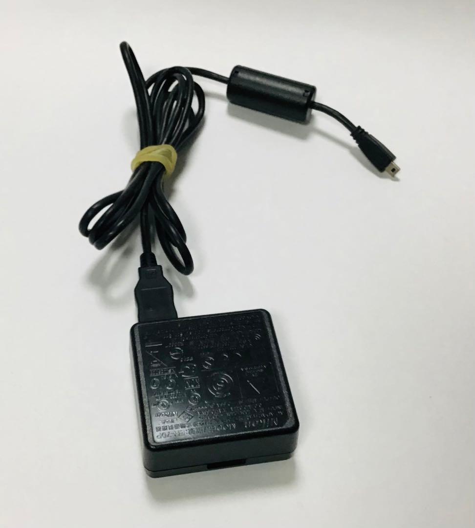 Nikon ニコン COOLPIX S3500 コンパクトデジタルカメラ