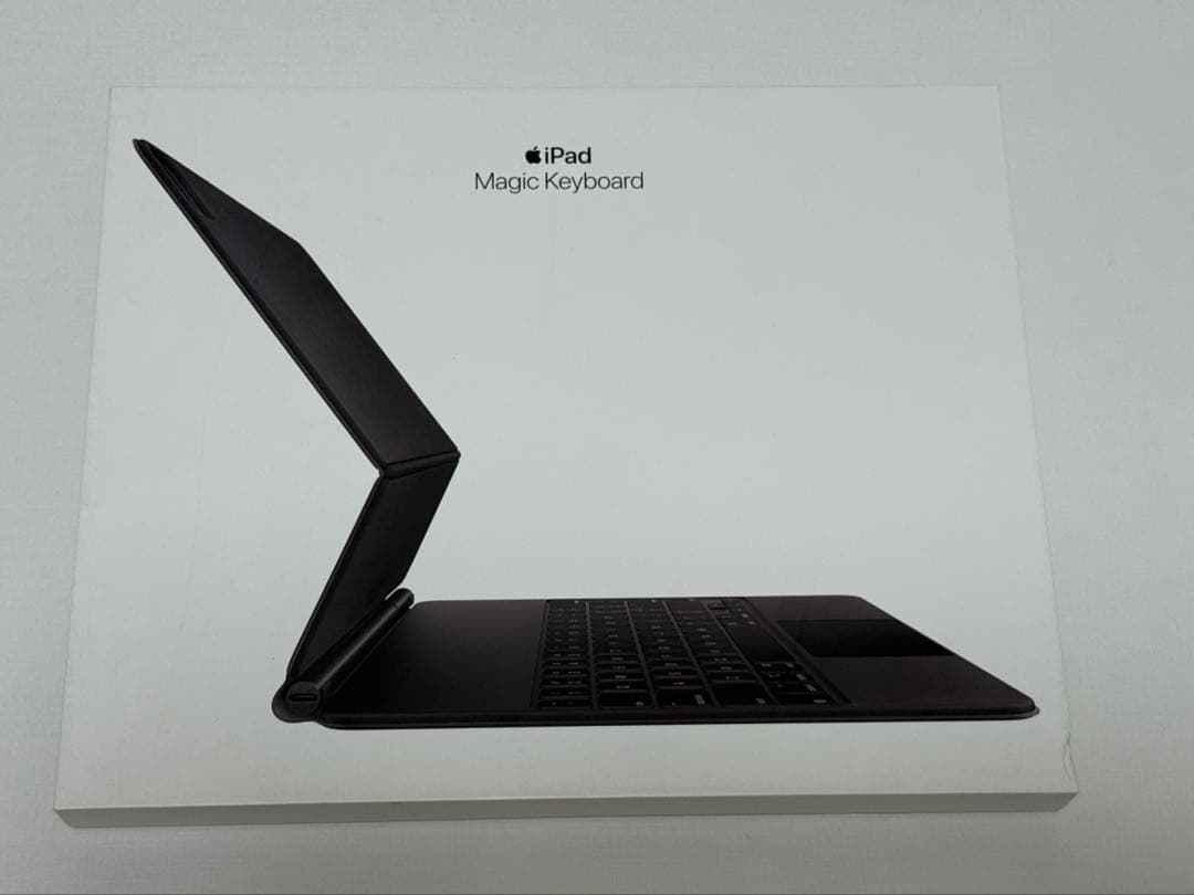 純正Magic Keyboard MXQU2J/A 12.9インチ