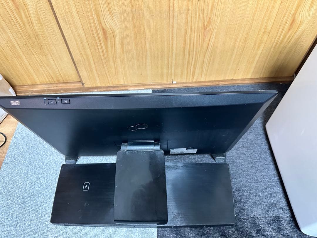 富士通 ESPRIMO WH77/M i7/8GB/2TB Office付き