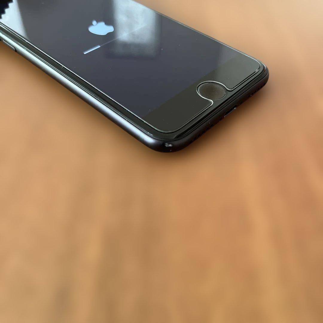 iPhone SE 第2世代 128GB