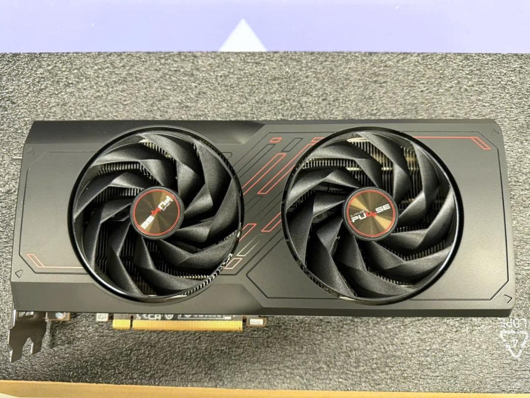 グラフィックボード・グラボ・ビデオカード AMD RX 7800XT