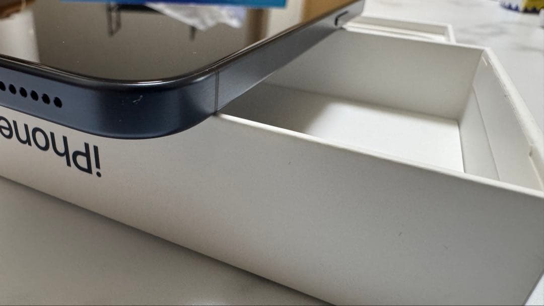 iPhone 15 Pro Max ブラックチタニウム SIMフリー