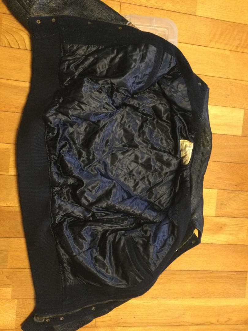 Men's BATSU スタジャン 牛袖革