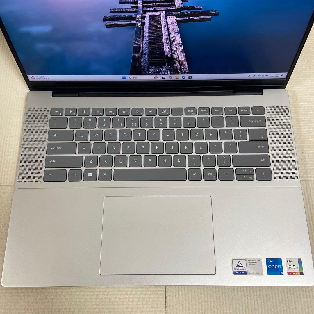 Windowsノート本体 DELLInspiron16 5630 i5-1340P 2K120