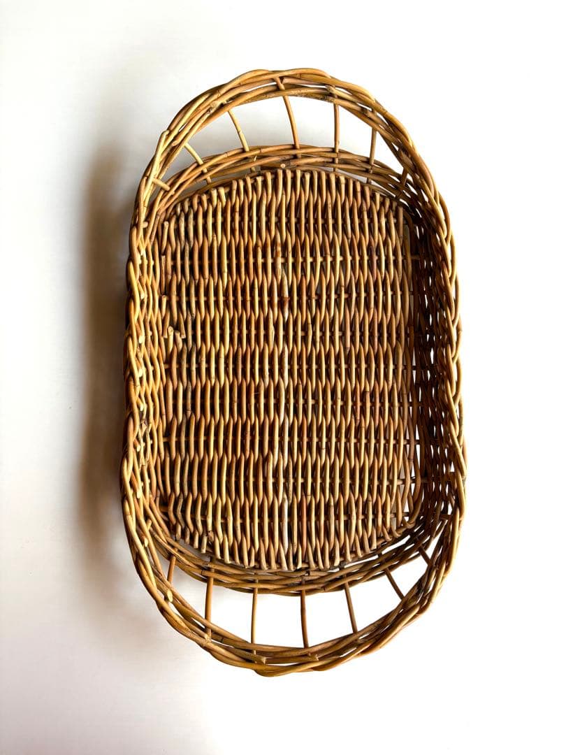 【蚤の市購入】ラタンの大きなトレイ 暮らしの道具 カゴアミドリ 古道具