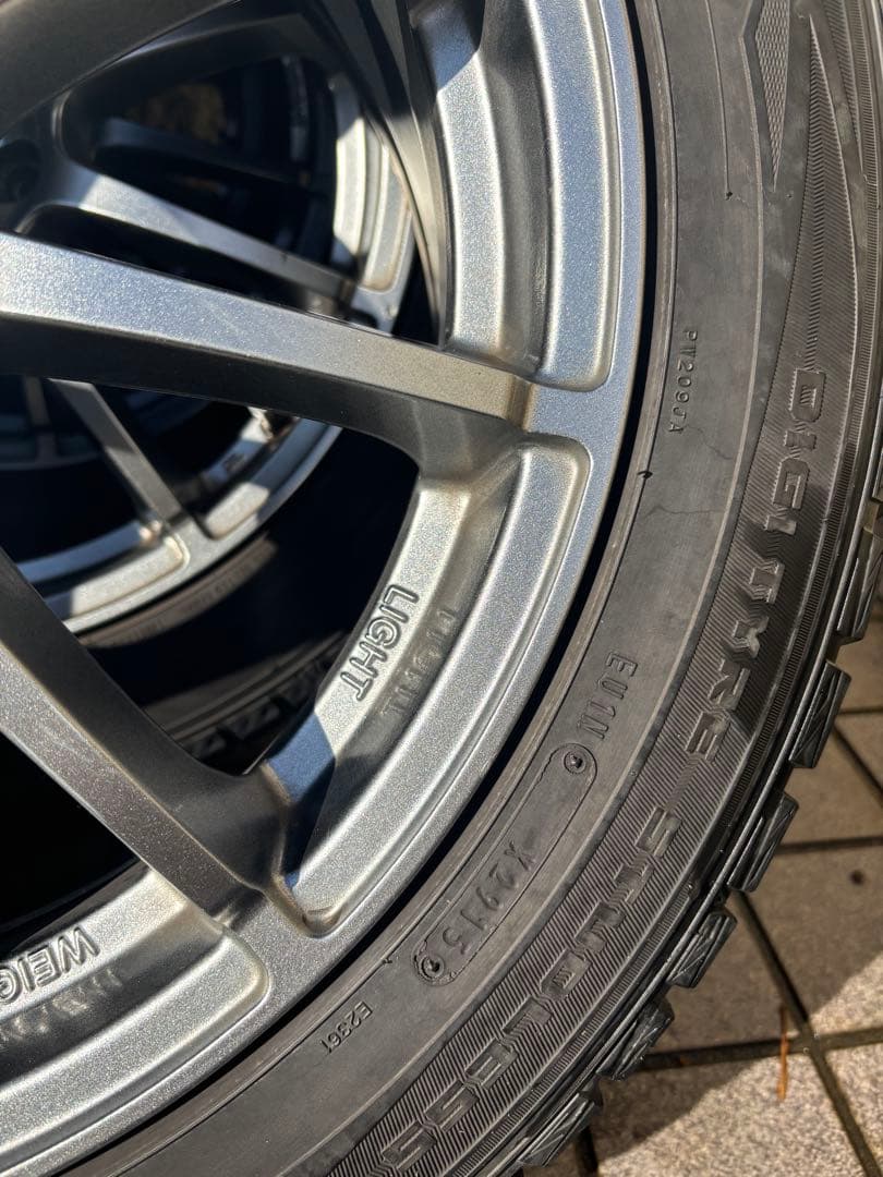 225/50R18 スタッドレスタイヤホイールセット