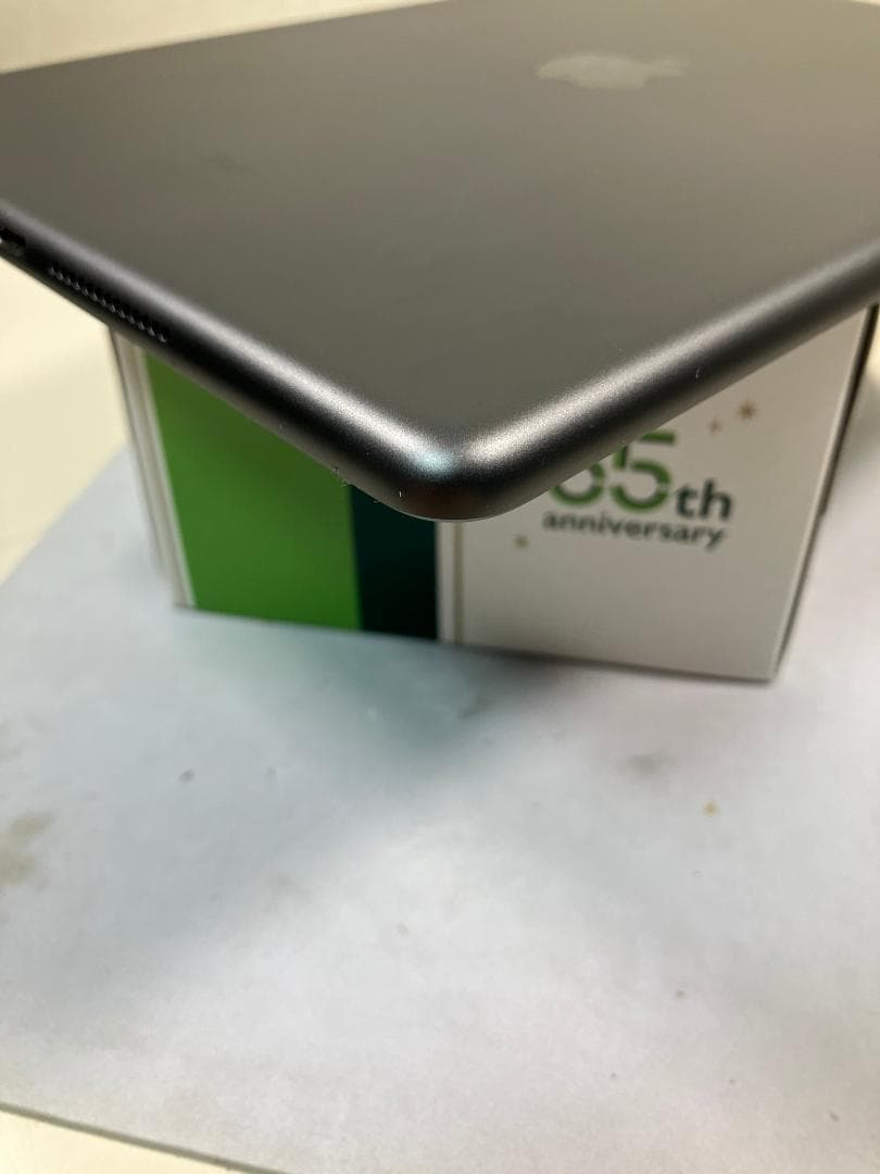 iPad 第7世代　128GB ゴールド　Wi-Fiモデル　中古品