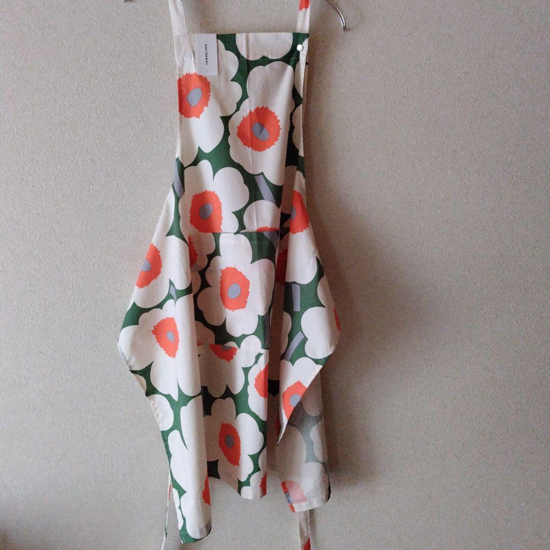 新品未使用　marimekko　60th unikko エプロン