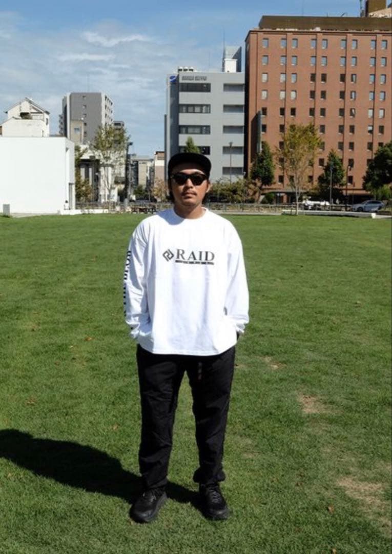 RAID JAPAN OFFICIAL LOGO ホワイト　Lサイズ