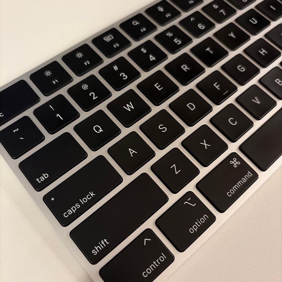 Apple Magic Keyboard US Touch ID 付き
