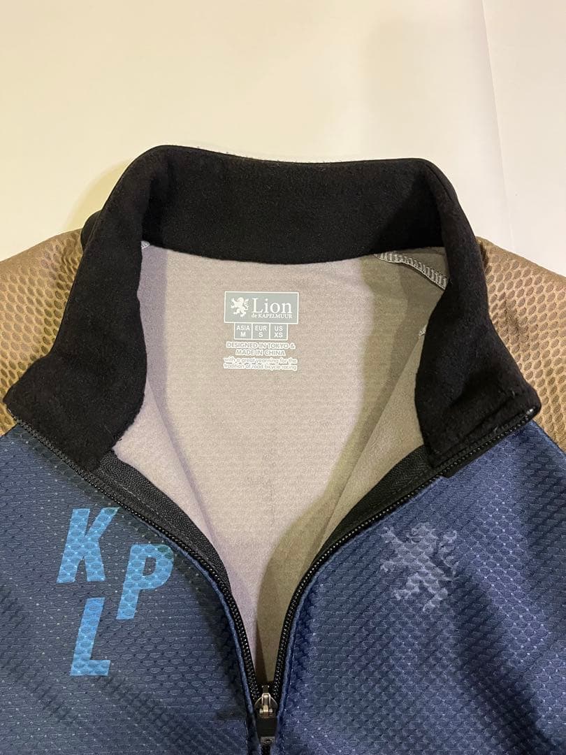 KAPELMUUR ( カペルミュール ) レーシングサーモジャケットMサイズ