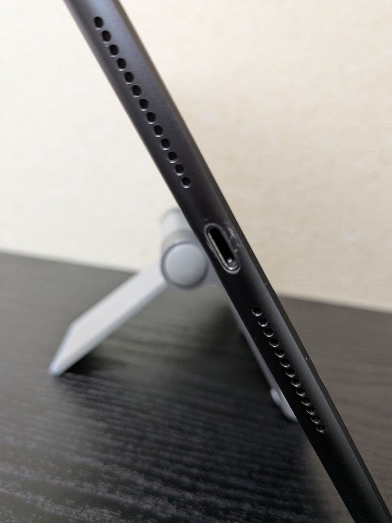 iPad 第7世代 wifiモデル　32GB　バッテリー良好