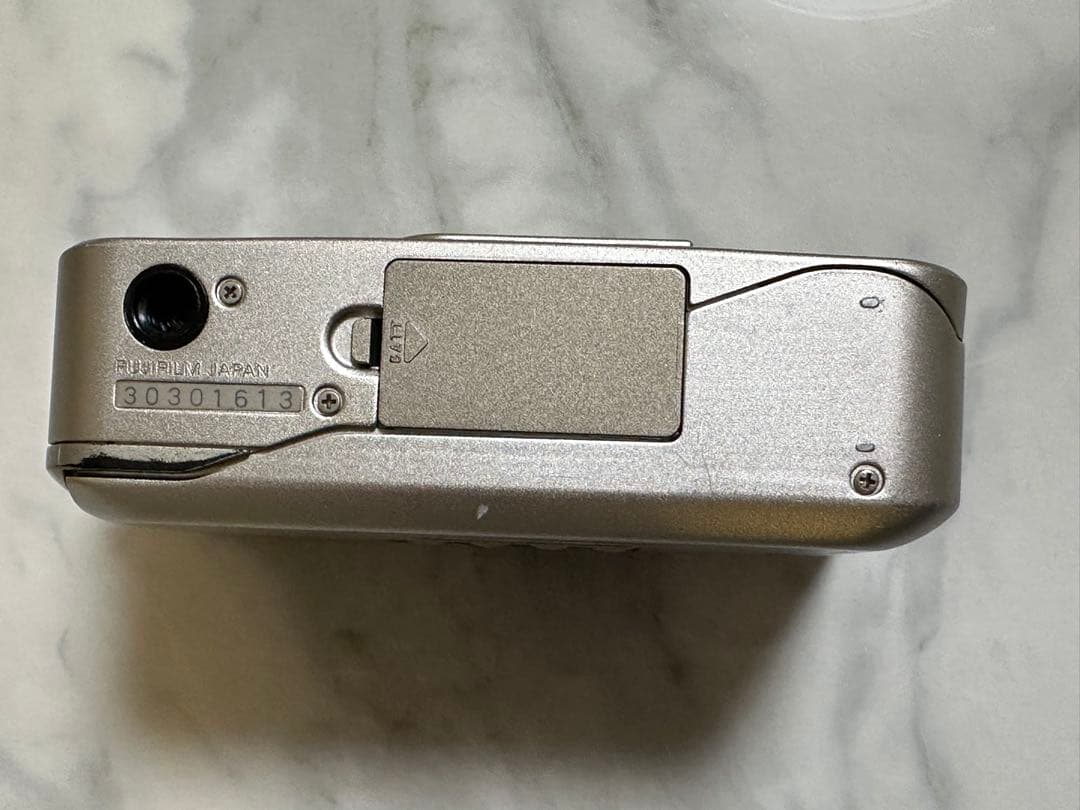 【ジャンク】FUJIFILM tiara Ⅱ フィルムカメラ
